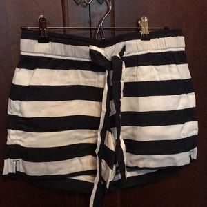 Loft striped navy/white shorts
